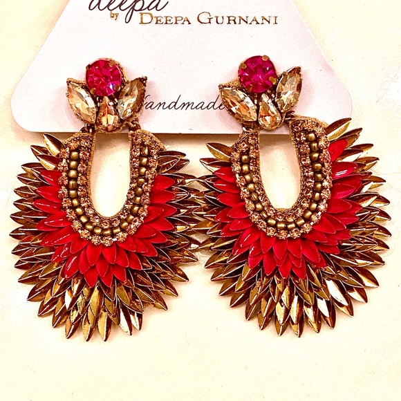 NWT Deepa Gurnani Crystal Lotus Petal Chandeliers - Picture 5 of 15